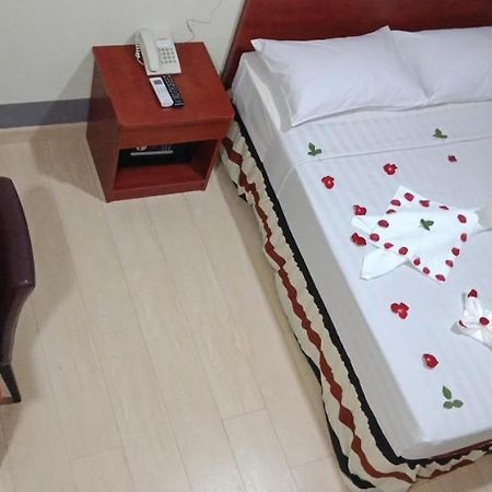 Hato Inn Yangon Dış mekan fotoğraf