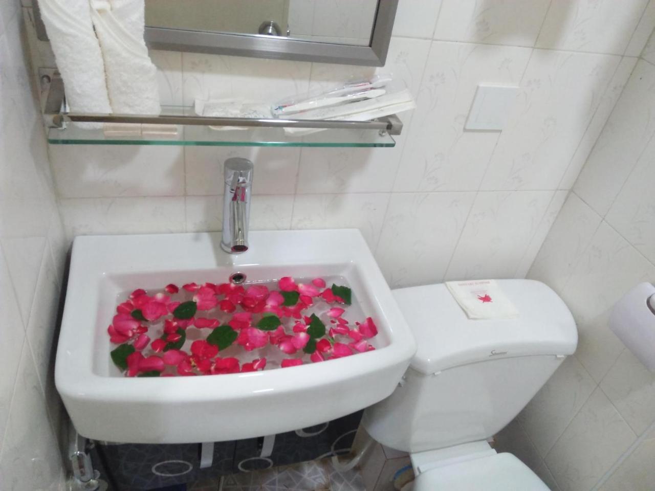 Hato Inn Yangon Dış mekan fotoğraf